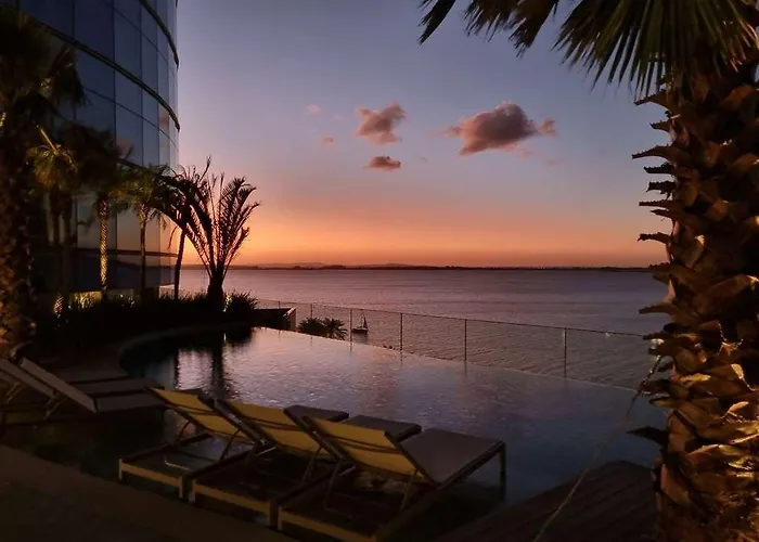 Doubletree By Hilton